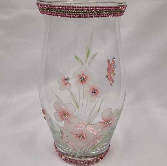 Urn Vase - Picture 3 of 3